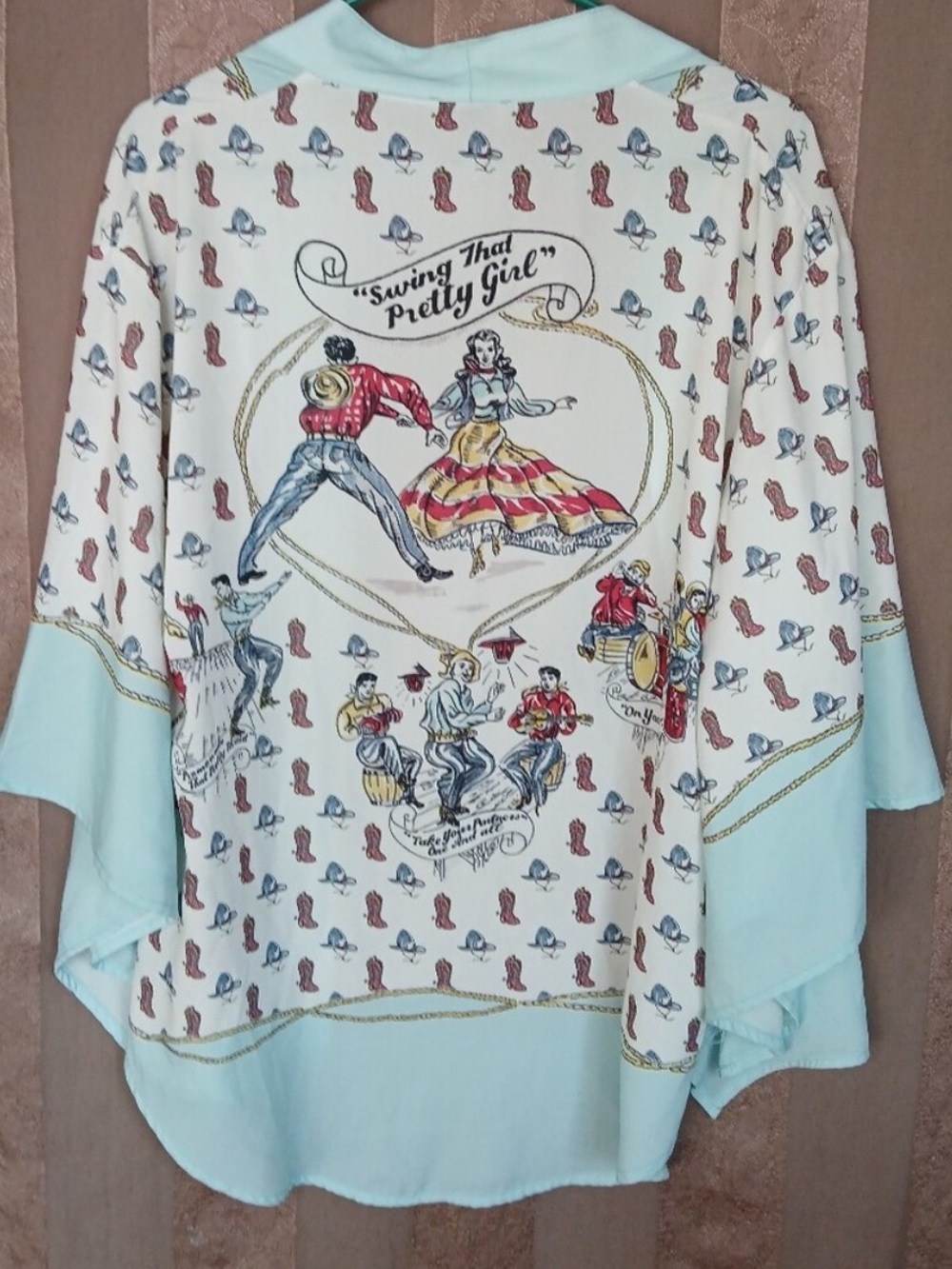 Rare find 🌟 Very Cool & Gorgeous Western Graphic Kimono 🤠